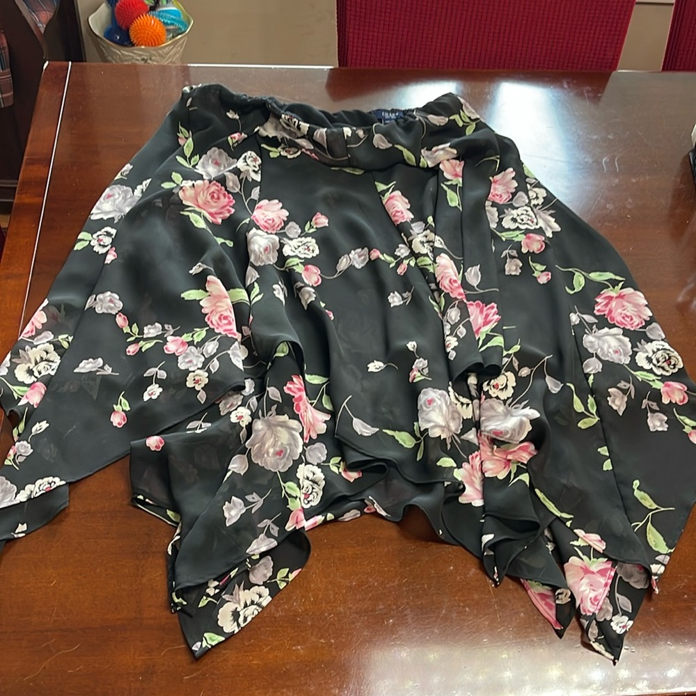 Beautiful women’s skirt like new I’ve